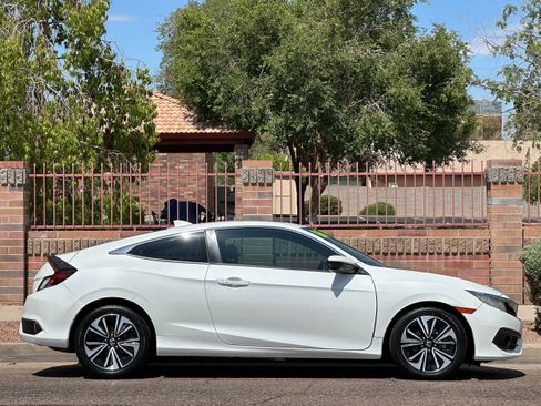 Used 2016 Honda Civic EX-L image 9