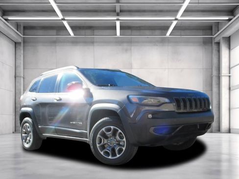 Used 2020 Jeep Cherokee Trailhawk w/ Trailer Tow Group image 1