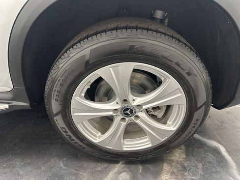 Used 2018 Mercedes-Benz GLC 300 4MATIC image 30