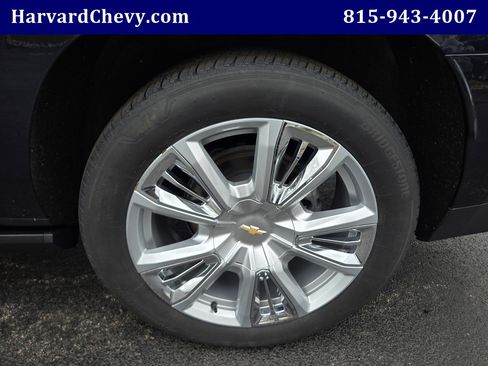 Certified 2024 Chevrolet Suburban High Country AWD/4WD image 44