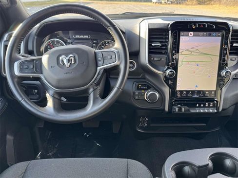 Used 2024 RAM 2500 Big Horn w/ Safety Group image 16