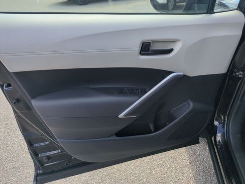 Certified 2026 Toyota Corolla Cross LE FWD image 12