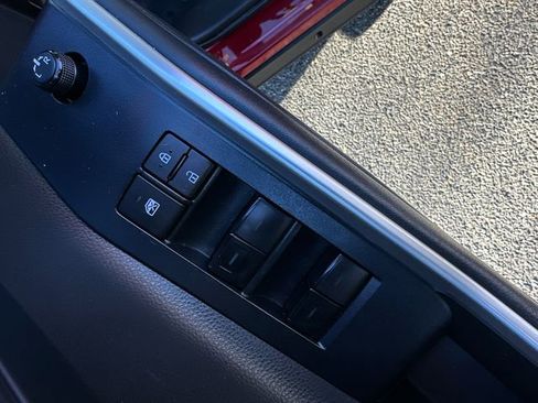 Certified 2022 Toyota Highlander XLE image 22