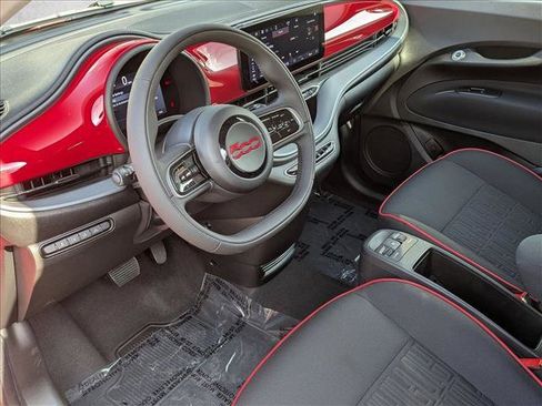 Used 2024 FIAT 500 e (RED) FWD image 10