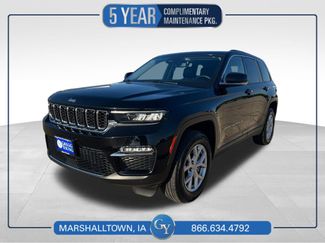 Used 2022 Jeep Grand Cherokee Limited image 1