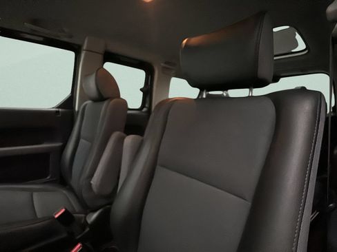 Used 2004 Honda Element EX image 12