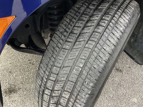 Used 2022 Nissan Frontier SV image 10