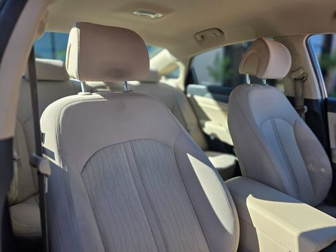 Used 2016 Hyundai Sonata SE image 17