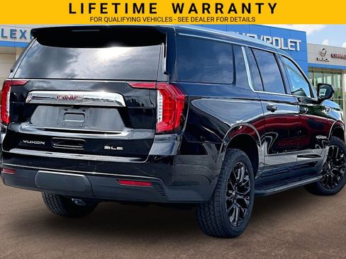 Used 2022 GMC Yukon XL SLE w/ Gmc Pro Safety Plus Package AWD/4WD image 13