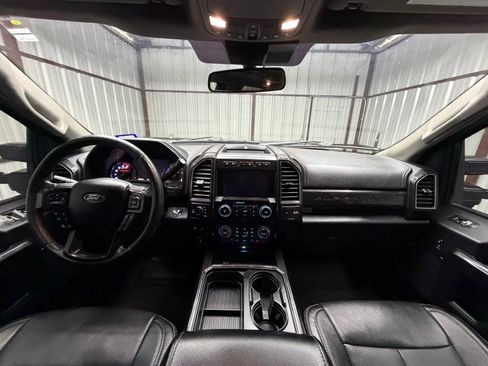 Used 2020 Ford F250 Lariat w/ Lariat Ultimate Package AWD/4WD image 13