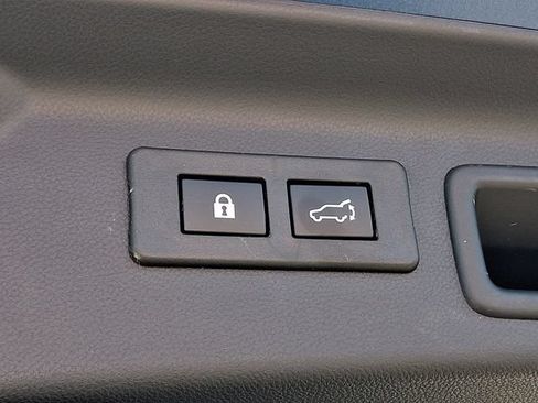 Used 2026 Subaru Forester Premium AWD/4WD image 30