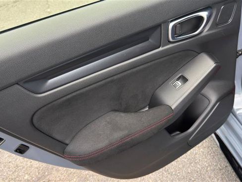 Used 2024 Honda Civic Type R image 25