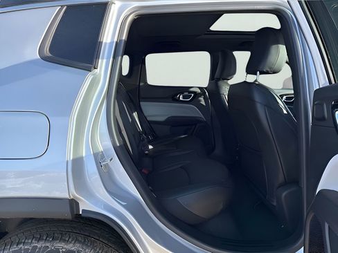 New 2026 Jeep Compass Limited w/ Sun, Sound & Navigation Group image 13