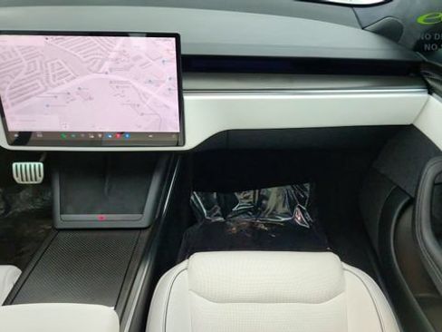 Used 2022 Tesla Model S Plaid AWD/4WD image 37