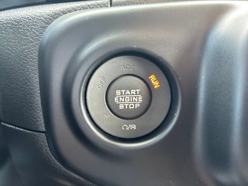 Used 2023 Jeep Wrangler Unlimited Rubicon 4xe w/ Cold Weather Group AWD/4WD image 32