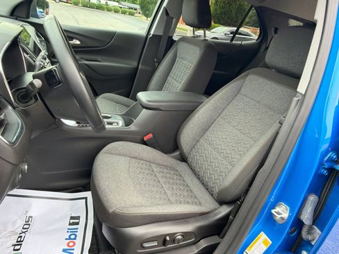 Used 2024 Chevrolet Equinox LT FWD image 24