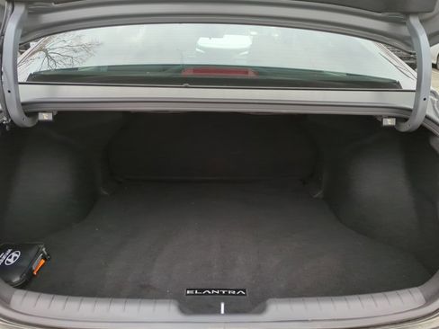 Certified 2025 Hyundai Elantra SEL image 14