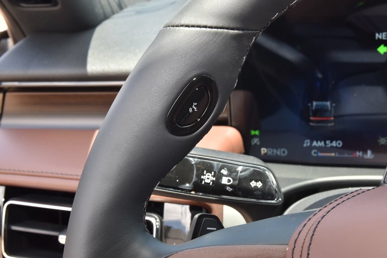 New 2026 Lincoln Aviator Reserve w/ Illumination Package AWD/4WD image 24