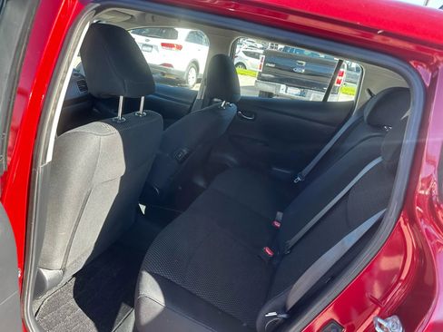 Used 2014 Nissan Leaf S image 14