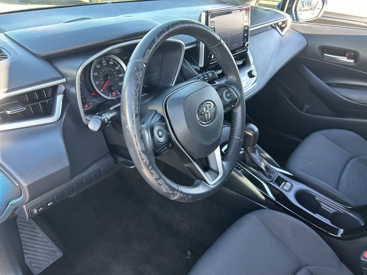 Used 2019 Toyota Corolla SE w/ SE Option Package FWD image 15