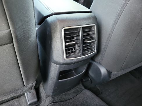 Certified 2024 Kia Sportage LX FWD image 12