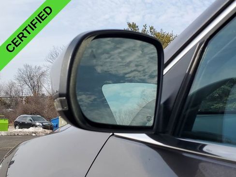 Used 2019 Jeep Cherokee Latitude Plus w/ Cold Weather Group image 36