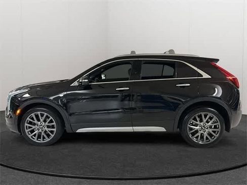 Used 2019 Cadillac XT4 Premium Luxury w/ Technology Package image 3