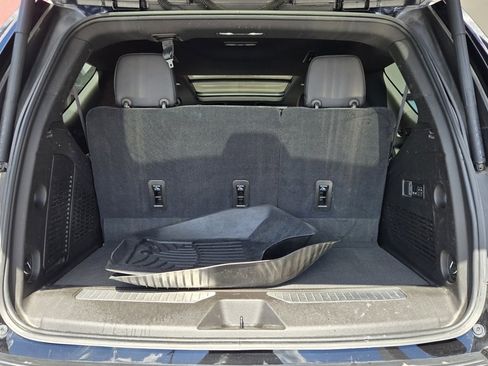 Used 2021 Chevrolet Tahoe Z71 image 19