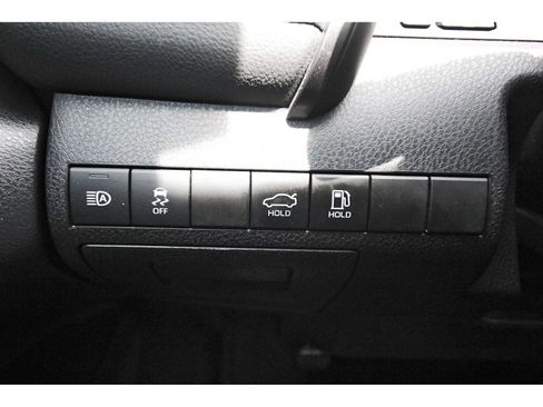 Used 2023 Toyota Camry SE FWD image 19