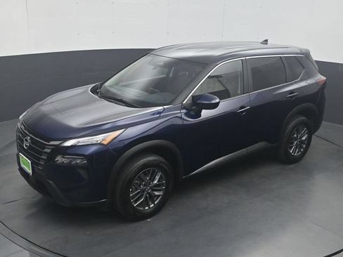 Used 2026 Nissan Rogue SV FWD image 20