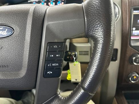 Used 2014 Ford F150 Lariat w/ Lariat Chrome Package AWD/4WD image 43