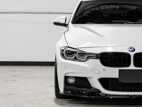 Used 2017 BMW 340i Sedan RWD image 47