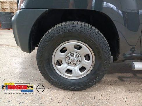 Used 2012 Nissan Xterra X AWD/4WD image 31