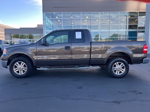 Used 2005 Ford F150 Lariat AWD/4WD image 2