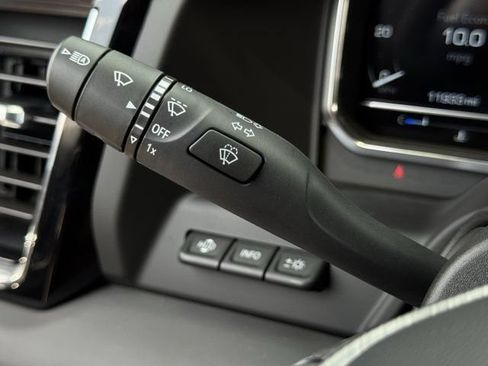 Used 2025 GMC Sierra 2500 Denali Ultimate AWD/4WD image 23