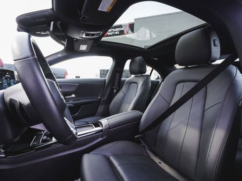 Used 2025 Mercedes-Benz CLA 250 4MATIC image 27