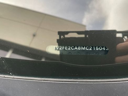 Used 2021 Volkswagen Atlas Cross Sport SEL Premium R-Line image 16