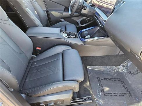 Used 2025 BMW X3 xDrive30i w/ Premium Package image 19