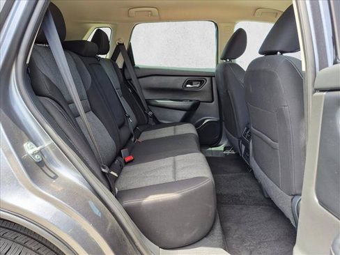 Used 2025 Nissan Rogue SV FWD image 20