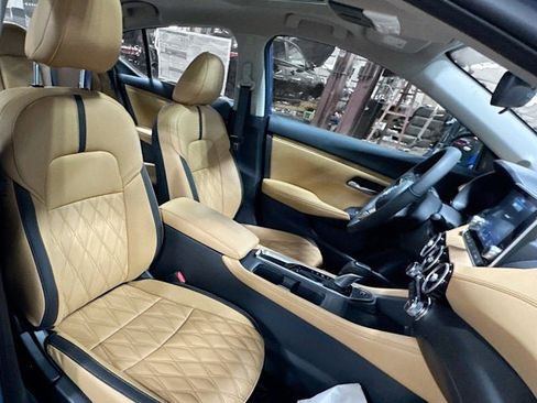 New 2025 Nissan Sentra SV w/ SV Premium Package image 31