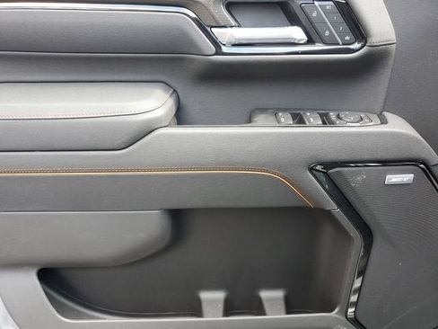 New 2026 GMC Sierra 2500 AT4 w/ AT4 Premium Plus Package image 18