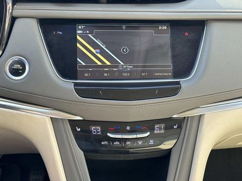 Used 2018 Cadillac XT5 Luxury w/ Driver Awareness Package image 24