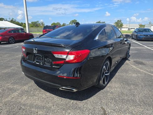 Used 2022 Honda Accord Sport image 4