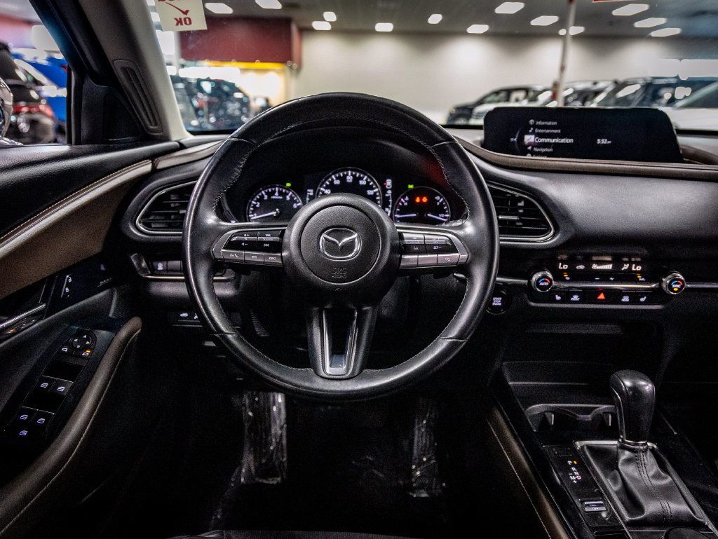 Used 2022 MAZDA CX-30 AWD 2.5 S w/ Premium Package image 24