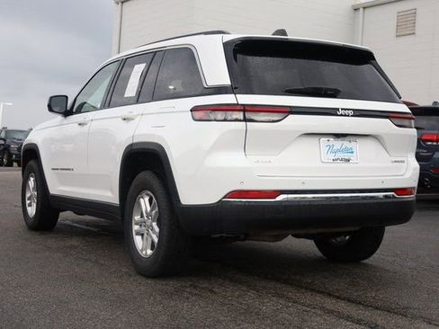 Used 2023 Jeep Grand Cherokee Laredo image 7