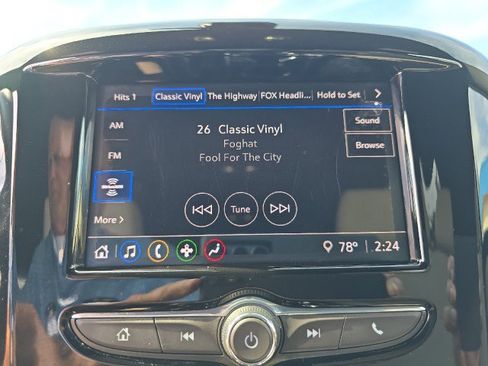 Used 2023 Chevrolet Traverse LS w/ Safety Package image 23