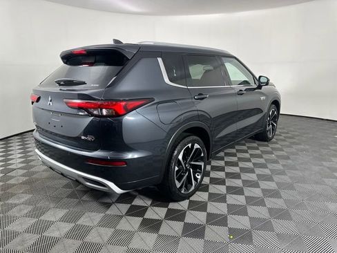 New 2025 Mitsubishi Outlander SEL image 9