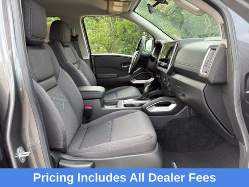 Used 2025 Nissan Frontier SV AWD/4WD image 28