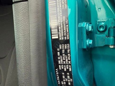 Used 2019 Jeep Renegade Latitude w/ Cold Weather Group image 28