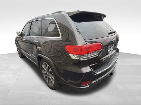 Used 2017 Jeep Grand Cherokee Overland w/ Jeep Active Safety Group image 3